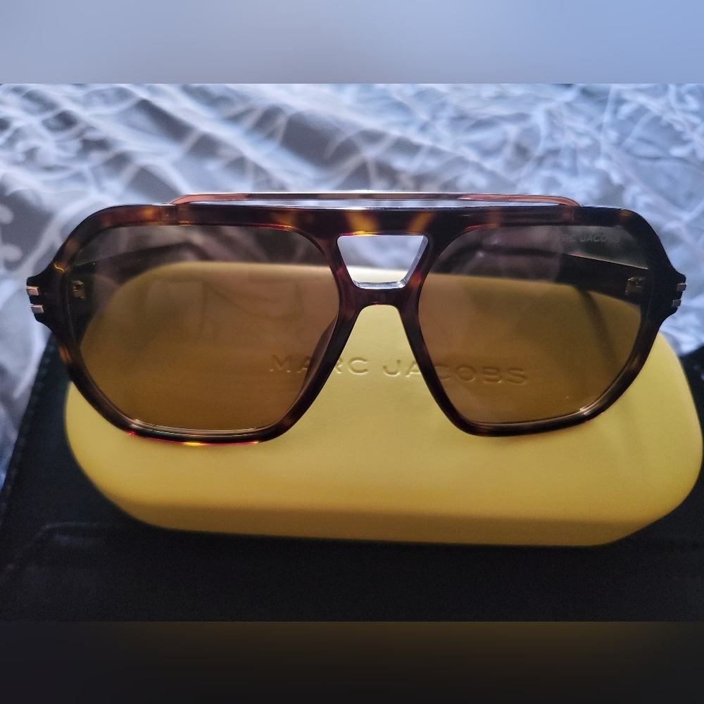 Marc Jacobs Brown Aviator Sunglasses